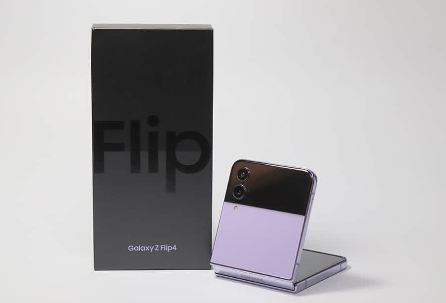 该不该买与优缺点老实说看这篇！市售版的 SAMSUNG Galaxy Z Flip4 开箱评测分享